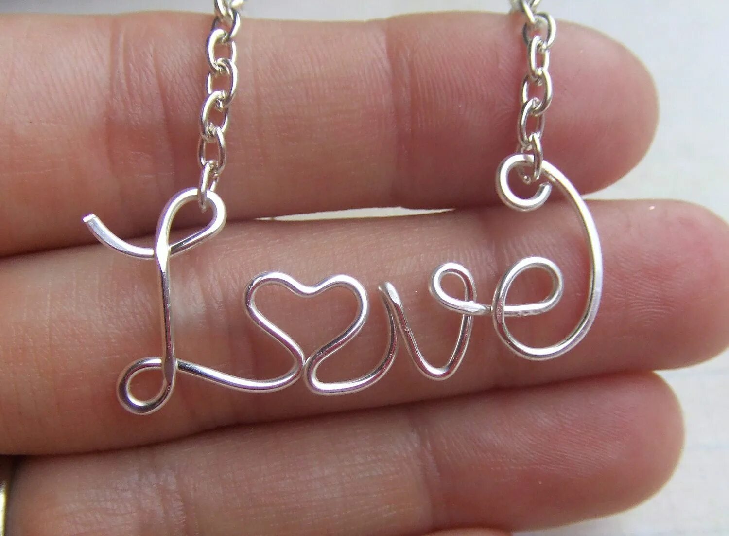 Плетение из проволоки буквы и. Буквы из проволоки. Буквы из проволоки. Плетение из проволоки буквы и. Буквы из проволоки.