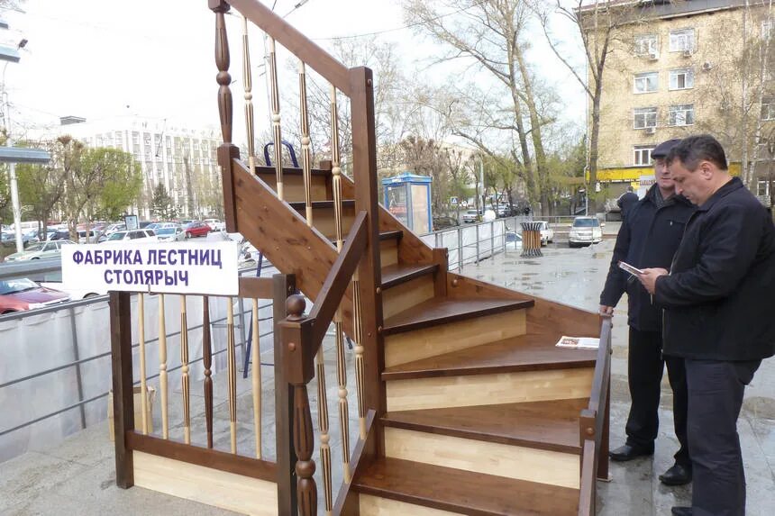 Фабрика лестниц отзывы. Столярыч лестницы. Столярыч фабрика лестниц. Фабрика лестниц Столярыч в Москве.