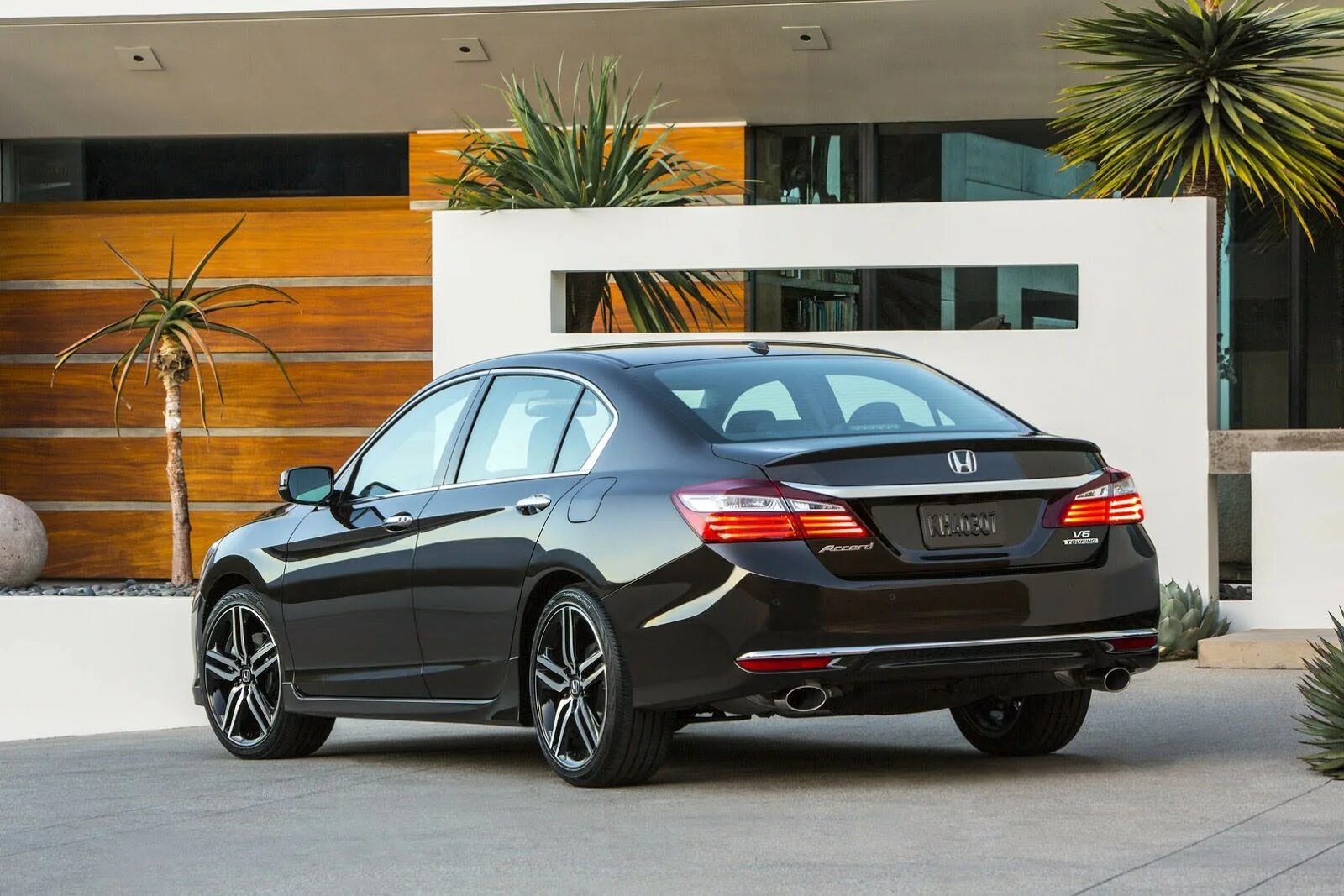 2015 года в 9. Honda accord 2016. хонда аккорд 10 поколения 2018. хонда аккорд 2016 года. honda accord 2016 touring.