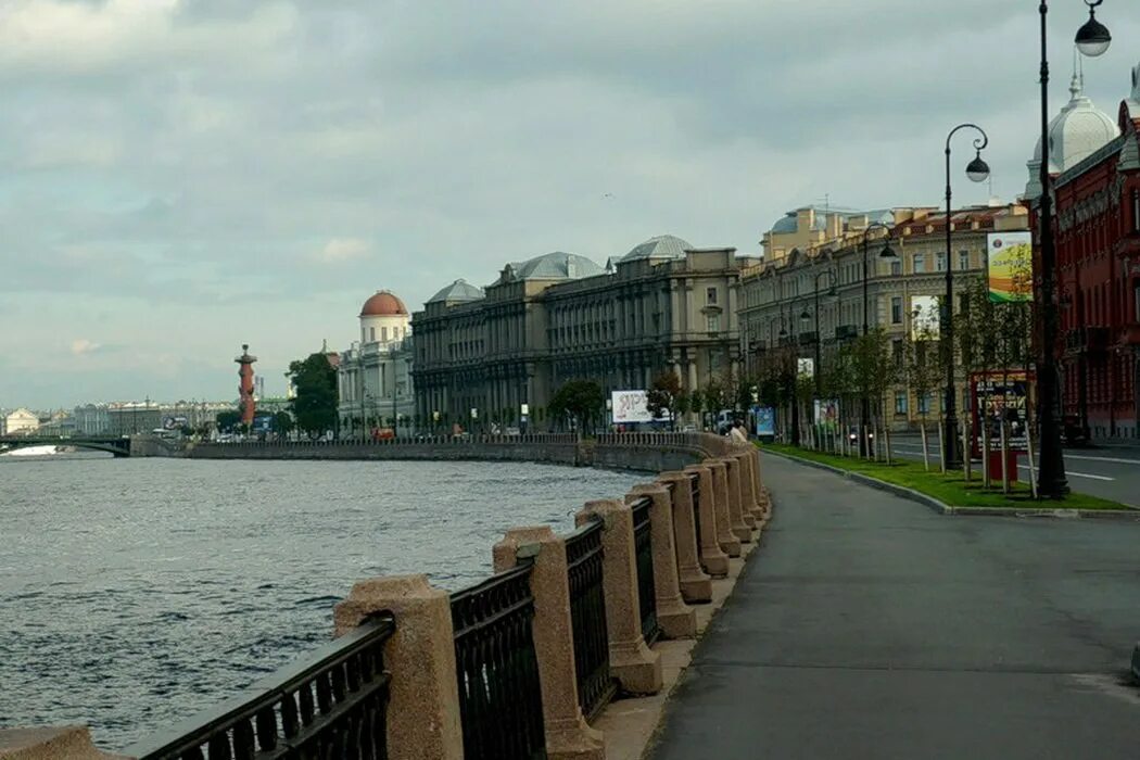 Набережная Макарова Санкт-Петербург. Набережная Макарова Санкт-Петербург на Васильевском острове. Васильевский остров наб Макарова. Набережная Макарова Василеостровский район.