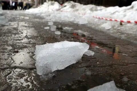Падал лед