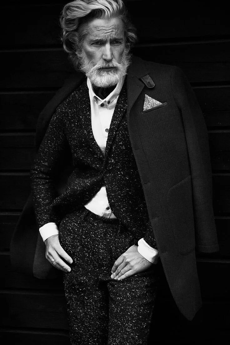 Для мужчины возраст старый. Aiden Shaw Эйден шоу. Эйден Брэди. Эйден Хилл Вегас. Красивый пожилой мужчина.