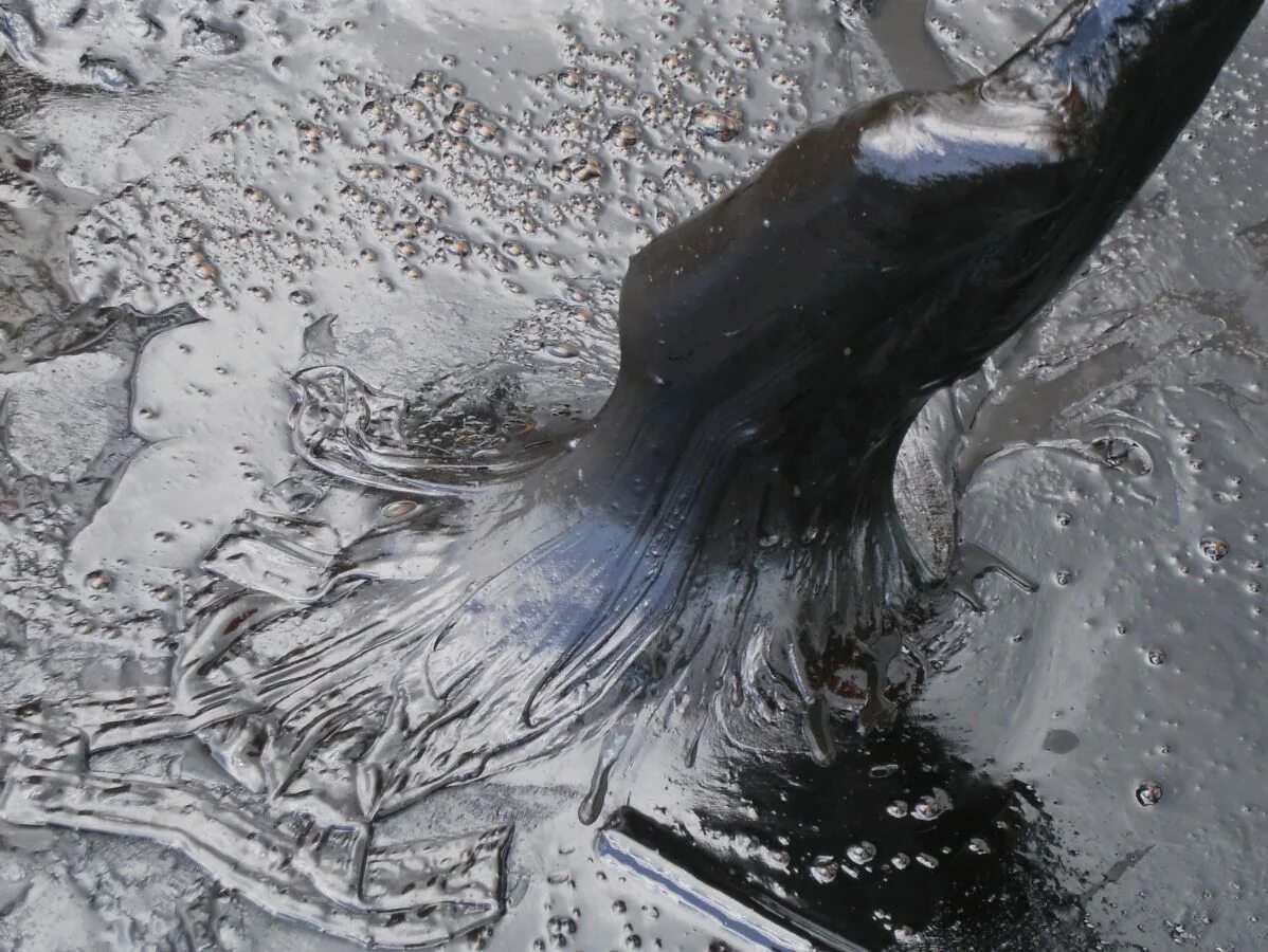 Вязкий нефтяной. Вязкий нефтяной. Битум нефтяной. Битум вязкий. Топочный мазут.