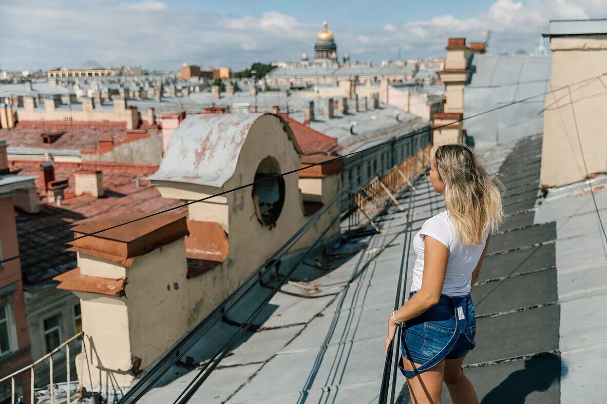 Лиговский 65 крыша экскурсия. Петербург прогулки по крышам. Экскурсия по крышам санкт-петербурга 2023. Крыши санкт-петербурга литейный проспект. Экскурсия по крышам санкт-петербурга 2023.
