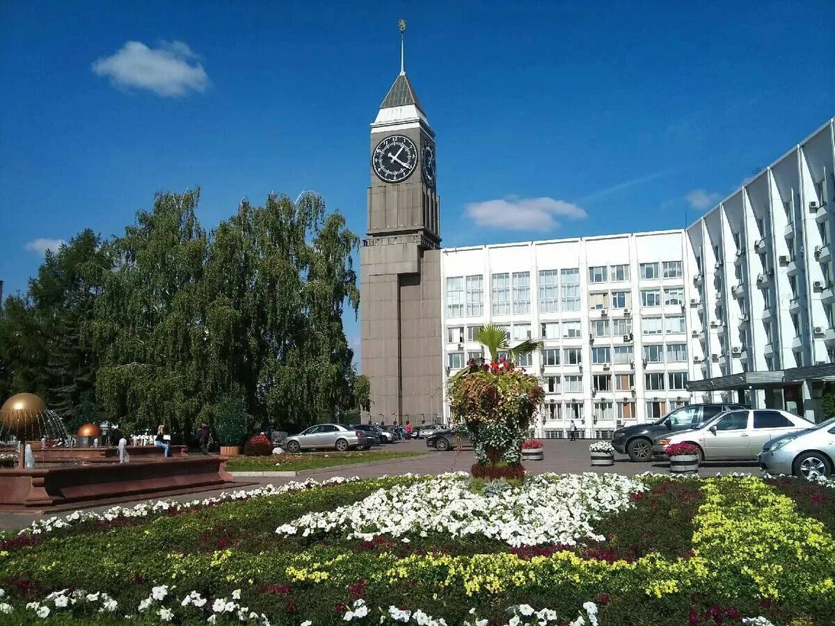 Красноярск достромичательности. Самые красивые места в красноярске. Фото красноярских достопримечательностей. Часовня параскевы пятницы красноярск описание для детей. Красноярск часы биг бен.