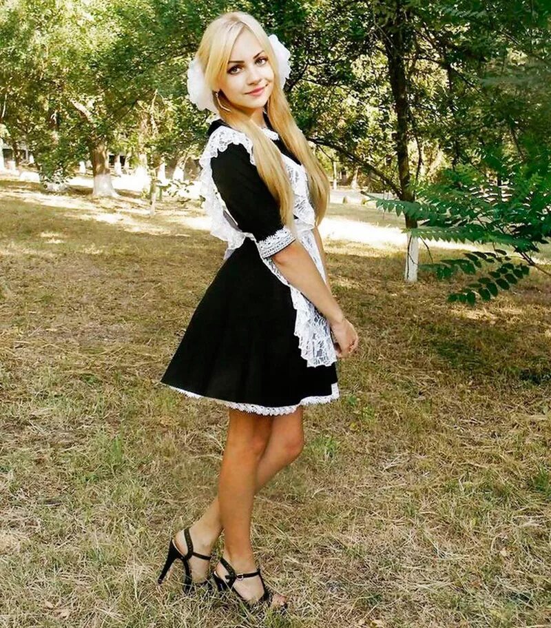 Сайт со школьницами. Девочка школьница. Девчонки в школьной форме. Красивые выпускницы. Выпускницы.