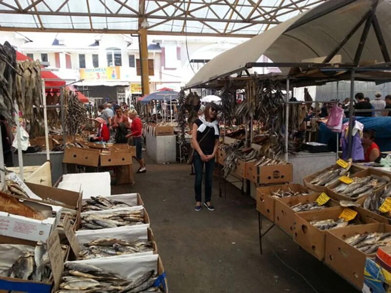 работа привоза сегодня. одесса привоз сало. привоз улица в одессе. базар (рынок). овощной рынок.