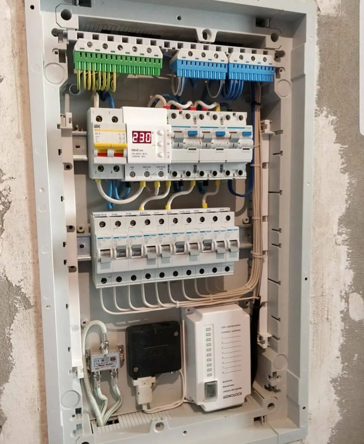 щр 36 модуль пспз щит авр. Merlin gerin щиты электрические 48 модулей. комплектующие для электрических щитов. щит распределительный щр2 55091. собранный электрощиток текфор на 380в.