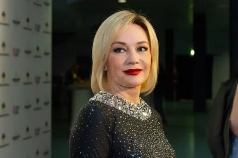 Eshak suratidagi katta qora sik