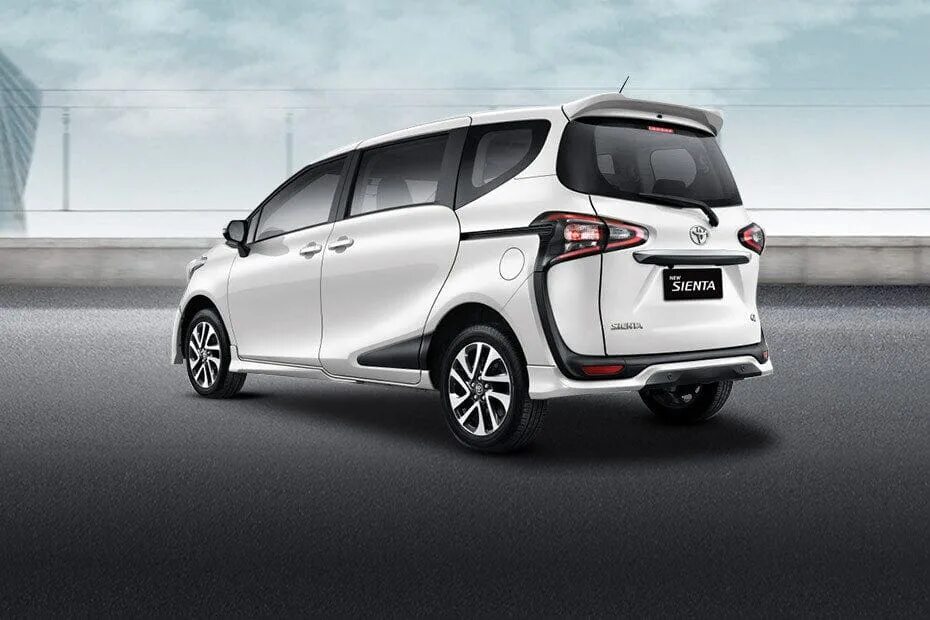 Тойота сиента 2023. Toyota сиента. Toyota sienta g. Тойота сиента 2022. Тойота сиеста.