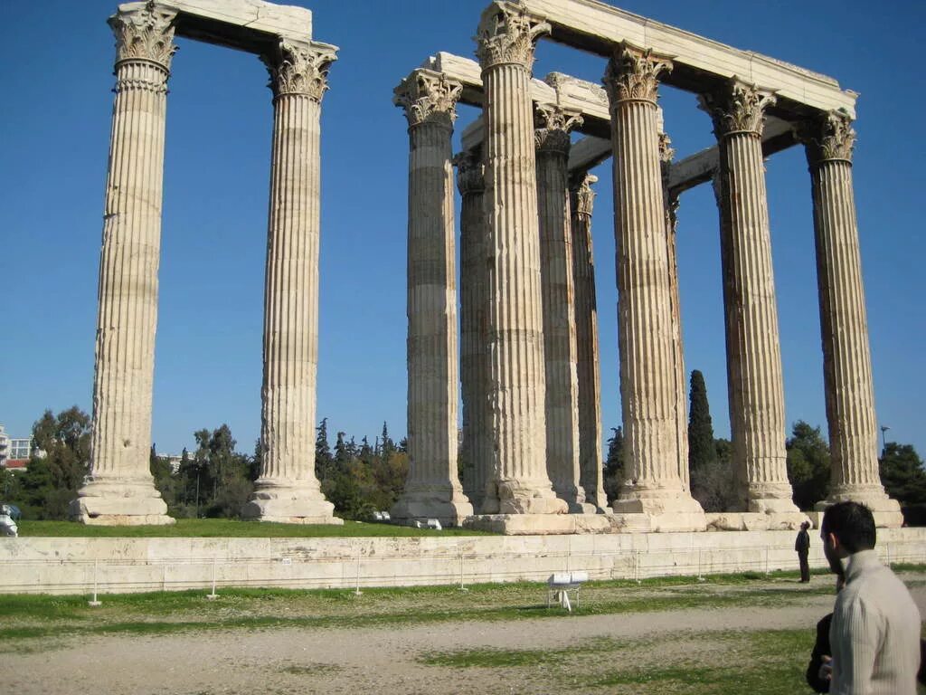 коринфский ордер. город олимпия. храм зевса олимпийского является свидетельством величия. храм зевса в олимпии реконструкция. э.