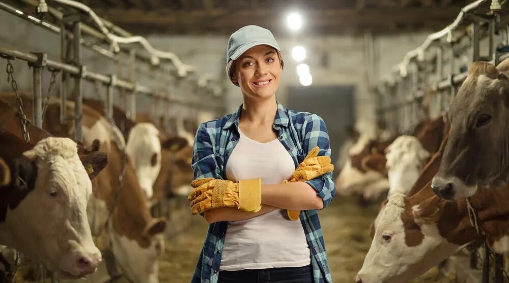 Спецодежда для фермы. Доярки на ферме. Работница фермы. Работники молочной фермы. Оператор машинного доения коров.