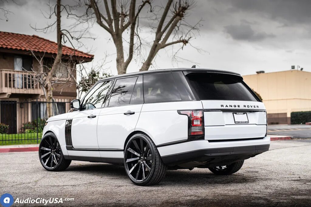 Диски mak gloss black kingdom. К444кк72. Onyx tuning. Range 120. Range rover 2019 r22.