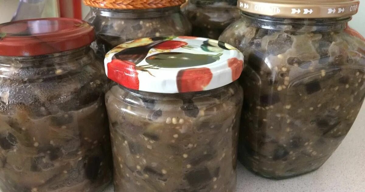 Консервированные баклажаны как грибы. Баклажаны консервированные. консервация икры из баклажанов. икра из баклажанов на зиму. баклажаны в стеклянной банке.