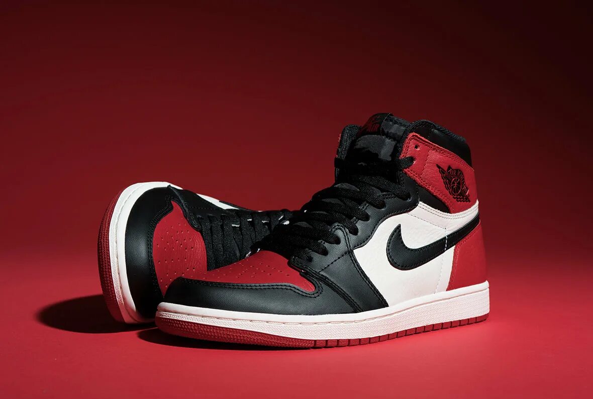 Nike jordan 1 dior. Кроссовки nike air jordan 1 retro. Nike air jordan 1 wmns. Nike air jordan 1 high og. Оригинальные джорданы nike.