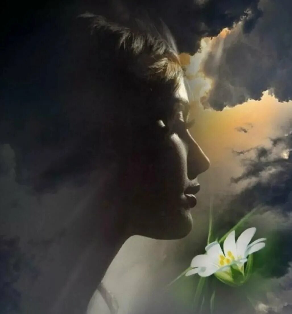 уединение с природой. голос счастья. счастливые дети и солнце. девушка в солнечных лучах. душа человека.