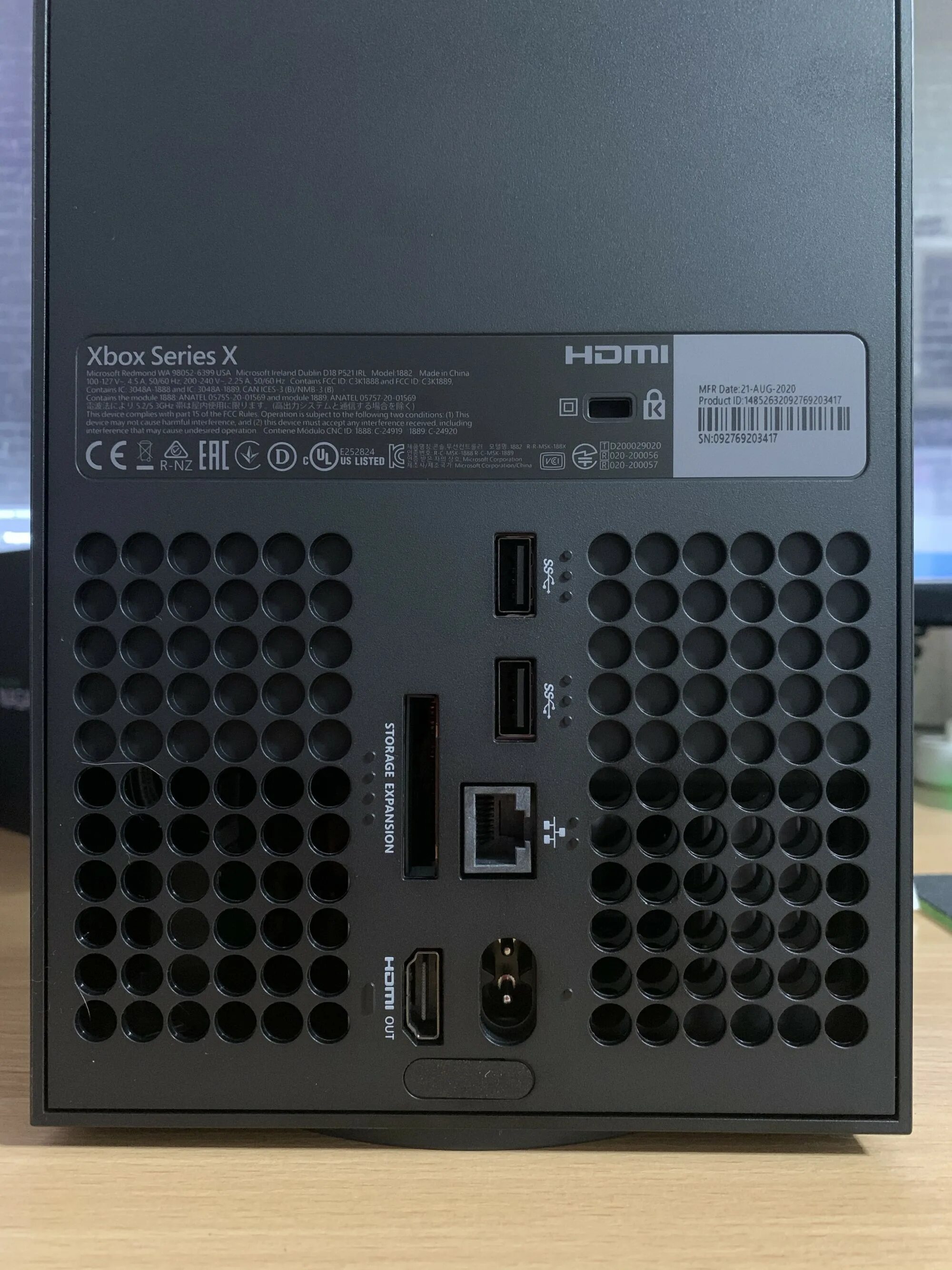 4pda series x. Xbox 360 series x. xbox series s вид спереди.