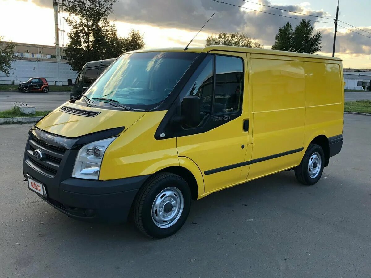 Форд транзит 7 поколение. Ford Transit 2011. Ford Transit 7. Ford Transit 2011 фургон. Форд Транзит Ван 2011.