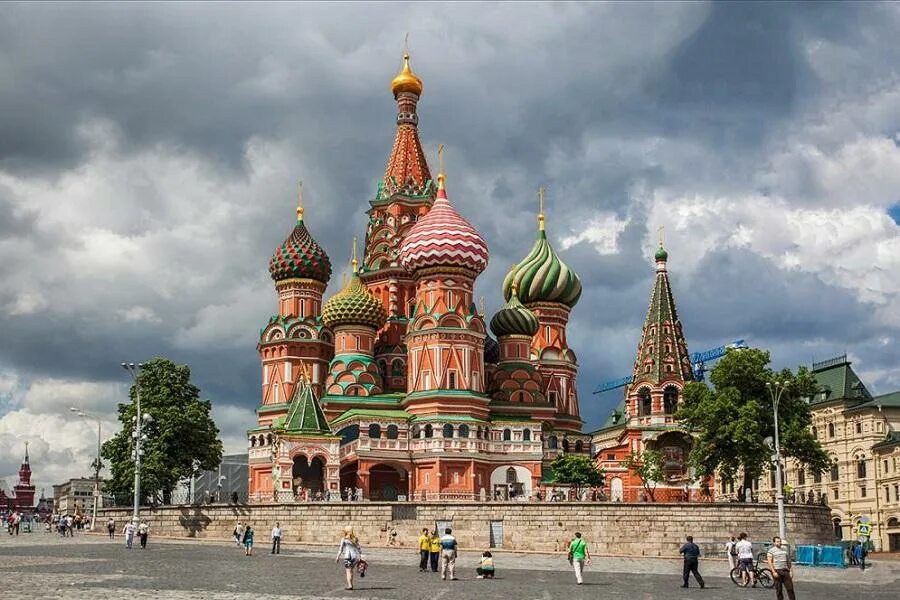 Храм Покрова (Василия Блаженного) в Москве. Церковь на рву