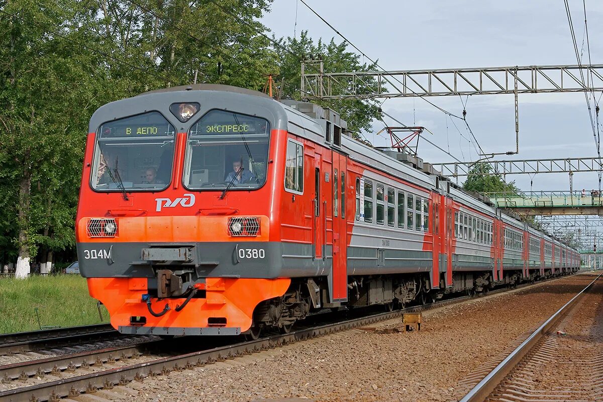 Салон эд4м 0144. Электропоезда. Электрички. Пассажирский поезд. Электричка быково фабричная