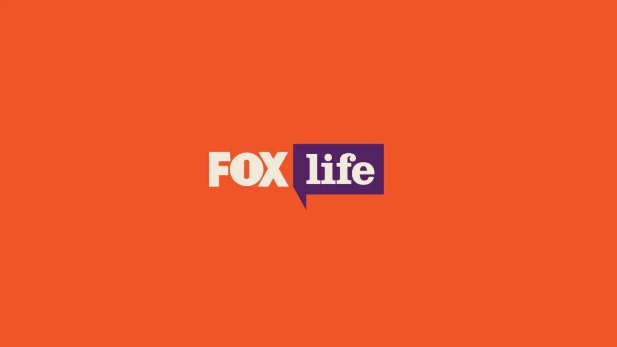 Канал fox прямой эфир. Fox Life. Fox Life логотип. Fox Life последняя версия. Fox Life TV Телеканал логотип.