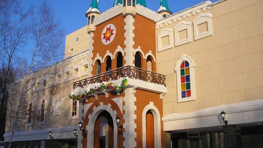 Файл:Puppet show in Izhevsk-1.jpg - Википедия