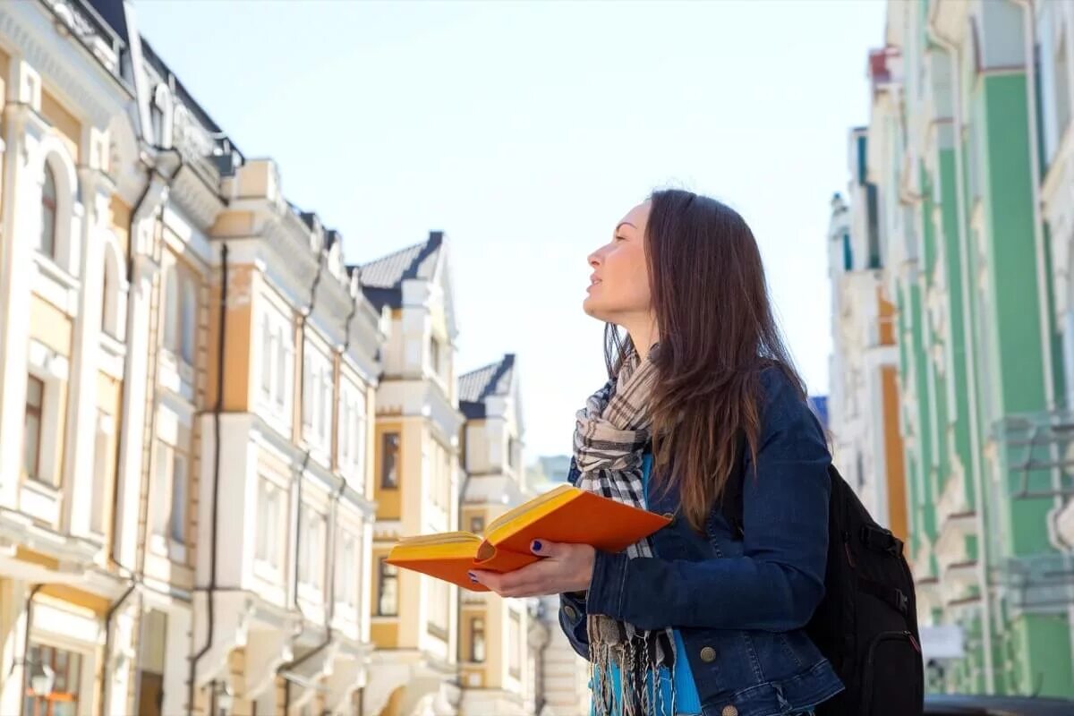 Learning foreign languages reading