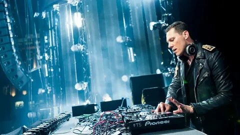 Tiesto business перевод