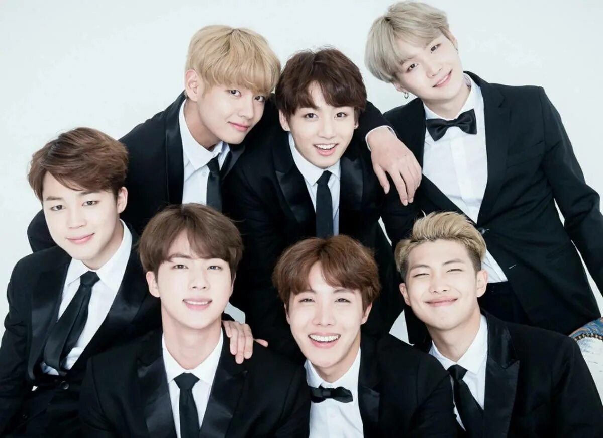Кпоп бтс. Песня втс. Бтс бантан 2021. K-pop группа bts. Бантан бтс.