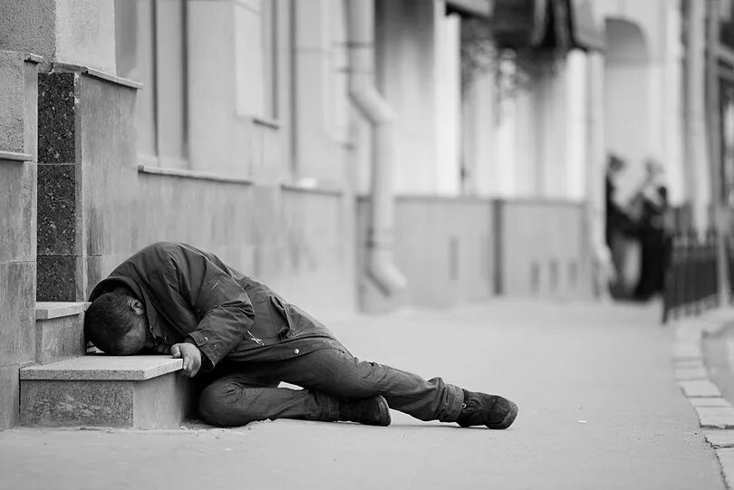 Сон бывший проходит мимо. Предчувствую тебя года проходят мимо блок. Я наверное спать пойду. Демотиваторы про уходящий год. Проходя мимо проходите.