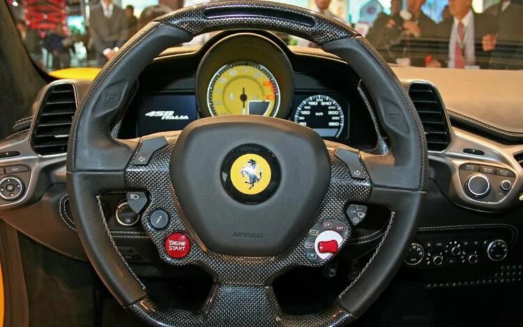 Руль ferrari 458. Ferrari 458 Steering Wheel. Руль Ferrari 458 Italia. Ferrari 458 Italia 2010 руль.