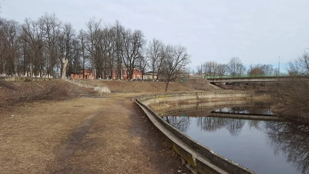 Город Луга набережная. Набережная в Луге Ленинградской области. Луга набережная реки Луга. Новая набережная г Луга. Погода на николаевской под лугой