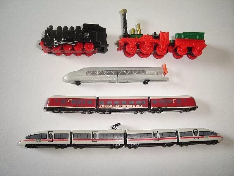 Коллекция train. Tech train 90127 модель железной дороги. киндер сюрприз электричка. model train железная дорога. модели поездов игрушки.