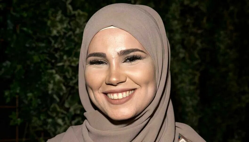 Иман мескини без хиджаба. Иман мескини. Скам иман мескини без хиджаба. Иман мескини фото. Иман мескини 2023.