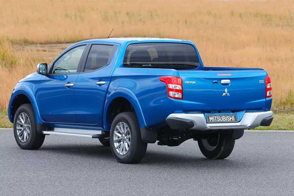 Автомобиль л 200. Митсубиси л200. Mitsubishi l200. Mitsubishi l200 пикап. Пикап Митсубиси л200.