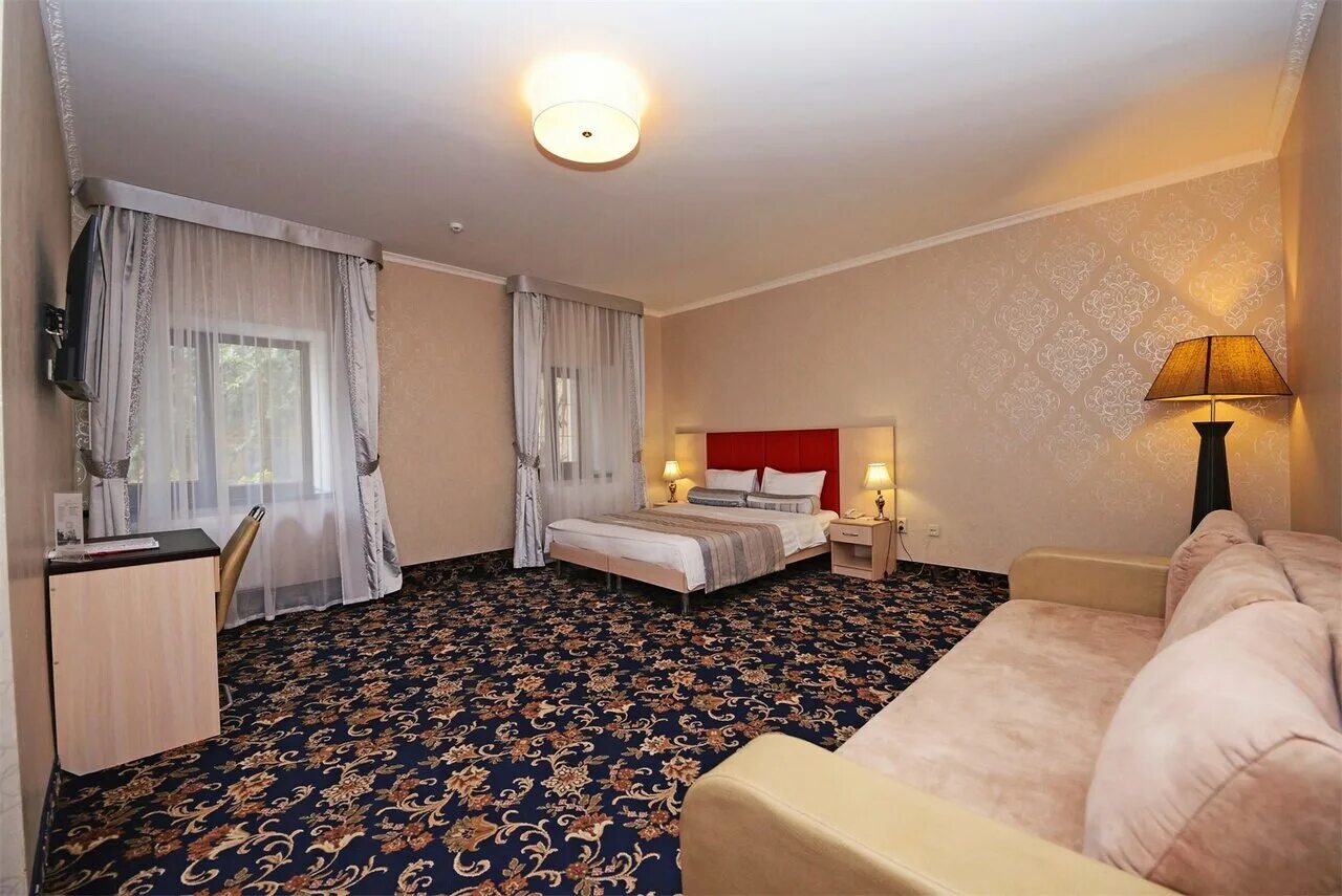 отель украина симферополь. гостиница симферополь в симферополе. горького 19 симферополь. симферополь, ул. гостиницы симферополя телефоны.