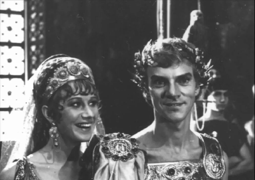 калигула фильм 1979. калигула тинто брасс 1979. калигула фильм 1979. фільм калігула. фильм калигула caligula 1979.