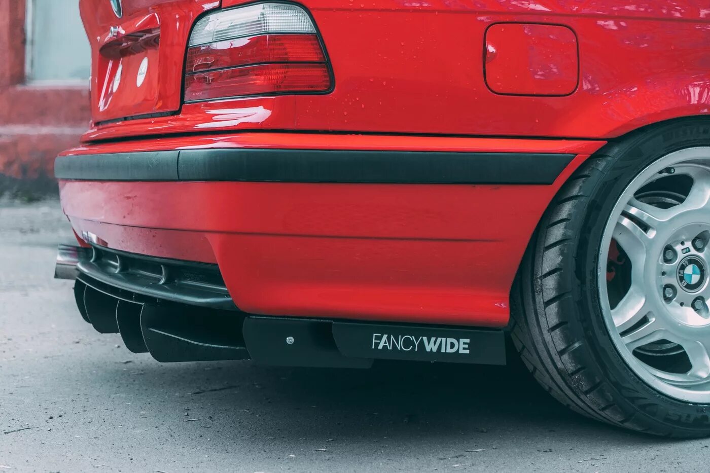Задний бампер е36. Fancywide на bmw e36. fancy wide bmw e36. bmw e34 rear bumper. е36 fancy wide.