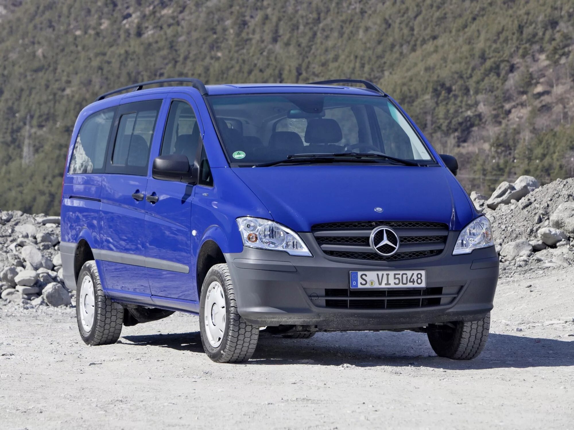 Vito w639. Mercedes-Benz w639. Mercedes-Benz Vito. Мерседес Вито 639. Мерседес Бенц Вито.