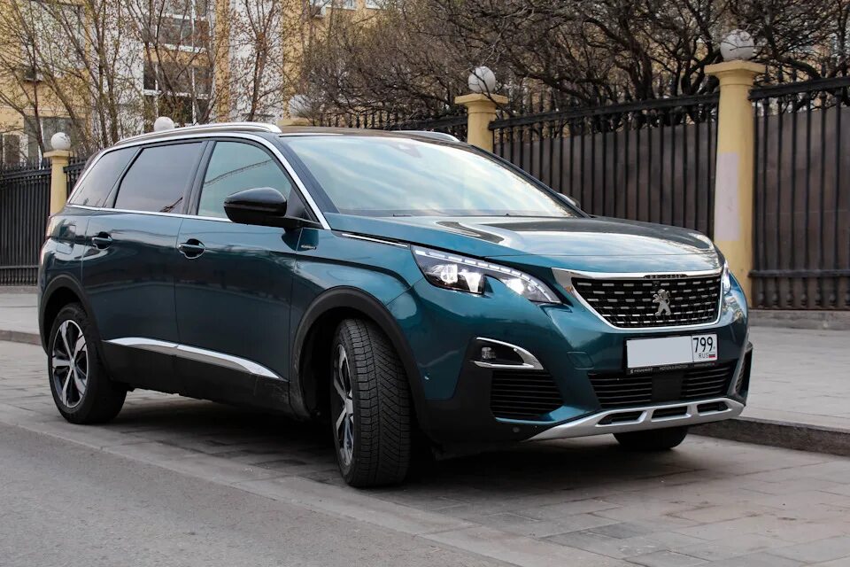 Пежо 5008 бу. В. Peugeot 5008 2011. Peugeot 5008 2015. Пежо 5008 2010.