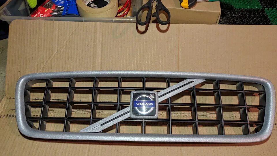 Volvo решетка радиатора s60. Решетка радиатора volvo s80 ll. Решетка радиатора volvo s60 рестайлинг. Volvo решетка радиатора s60. Решетка радиатора вольво с60 2008.