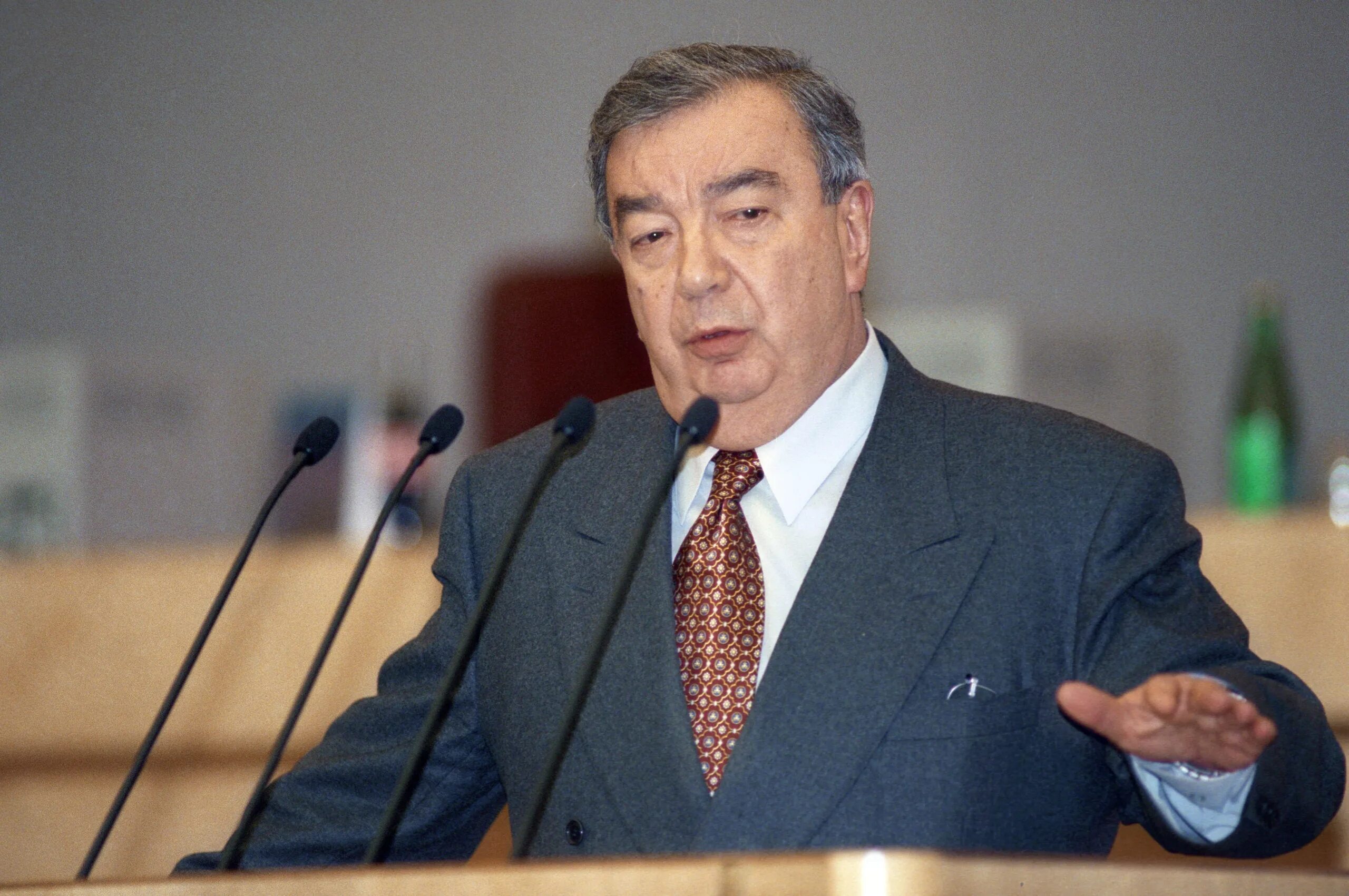 Премьер министр 1999. Примаков министр иностранных дел.