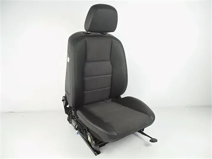 Сиденья мерседес w210. Сиденья mercedes w204. W204 купе. W204 купе салон. Сиденья mercedes w204.
