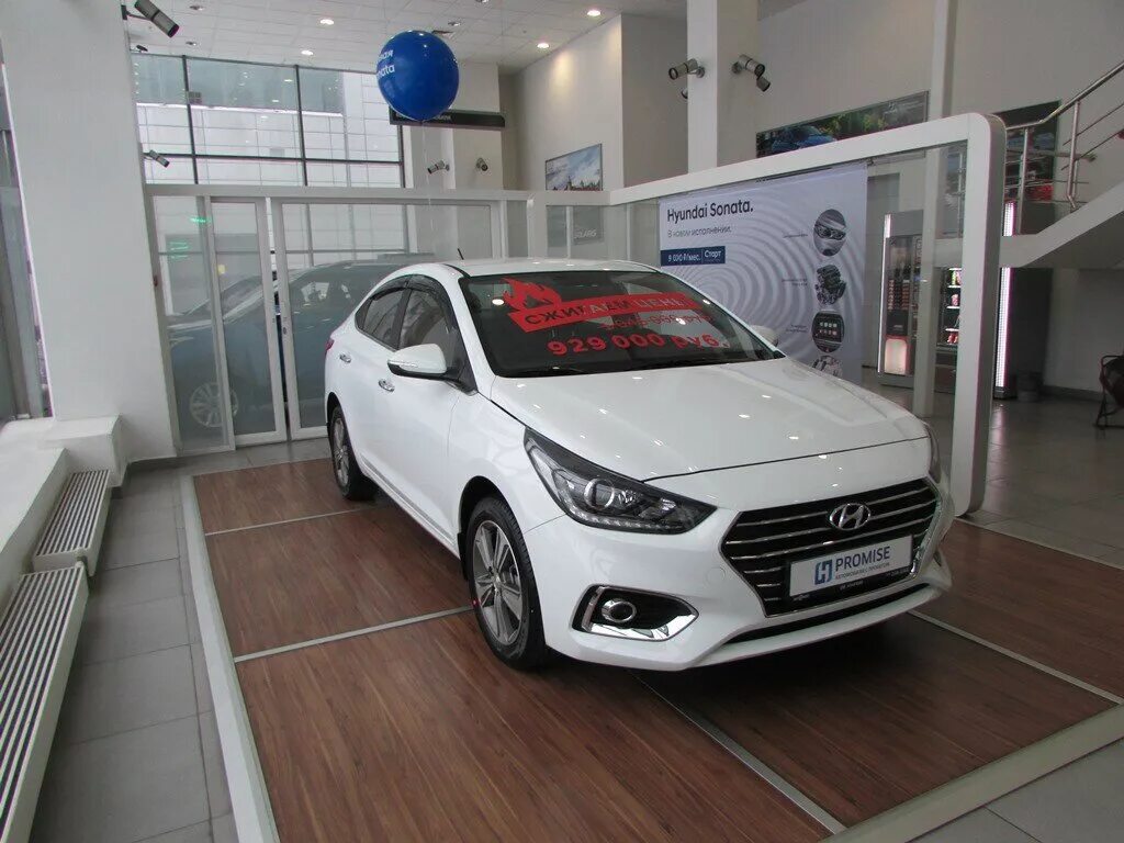 Hyundai Solaris 2018. Хендай Солярис 2018 белый. Hyundai Solaris 2018 белый. Hyundai Solaris II 2018.