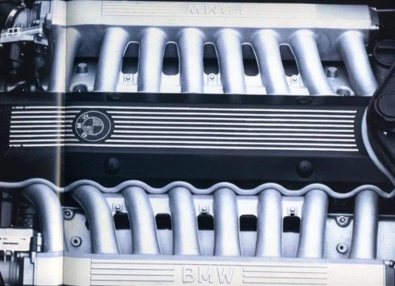 Бмв v16. Мотор БМВ v16. BMW e32 v16. V16 двигатель BMW. BMW 7 e32 v16.