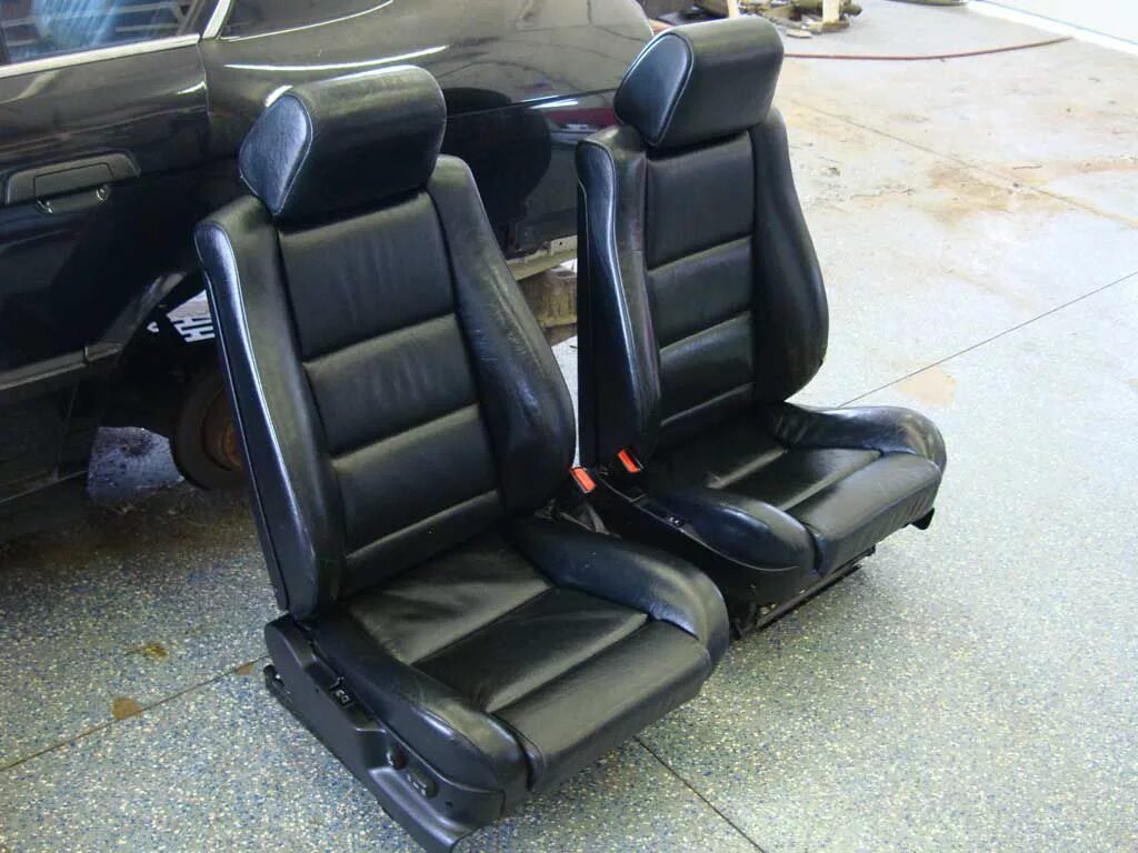 Купить электро сидения. Recaro BMW e34. Рекаро салон е34. Сидения Моторспорт БМВ е34. BMW m5 e34 Recaro.