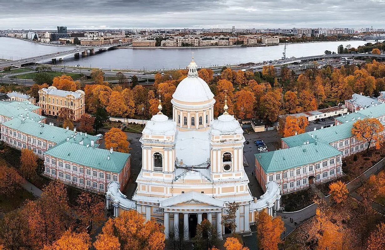 Свято троицкий невская лавра санкт петербург