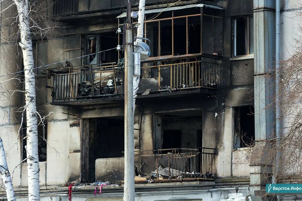 Магнитогорск дом сегодня. Дом в Магнитогорске после взрыва. Взрыв газа в Магнитогорске дом сейчас. Дом взорвался от газа в Магнитогорске. Дом в Магнитогорске после взрыва сейчас.