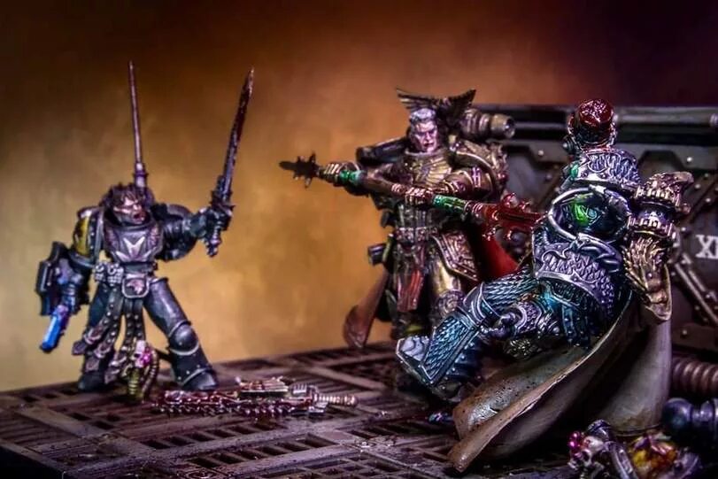 Warhammer horus heresy legions. Альфа Легион миниатюры ересь Хоруса. Хорус вархаммер 40000 миниатюры. Рогал Дорн миниатюра. Альфа Легион ересь Хоруса.