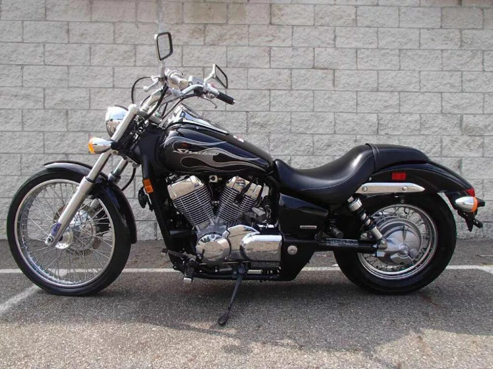 Honda vt shadow. Honda VT 750 Shadow Spirit. Honda Shadow 750 Spirit. Honda vt750c Spirit. Хонда Shadow 750 Spirit.